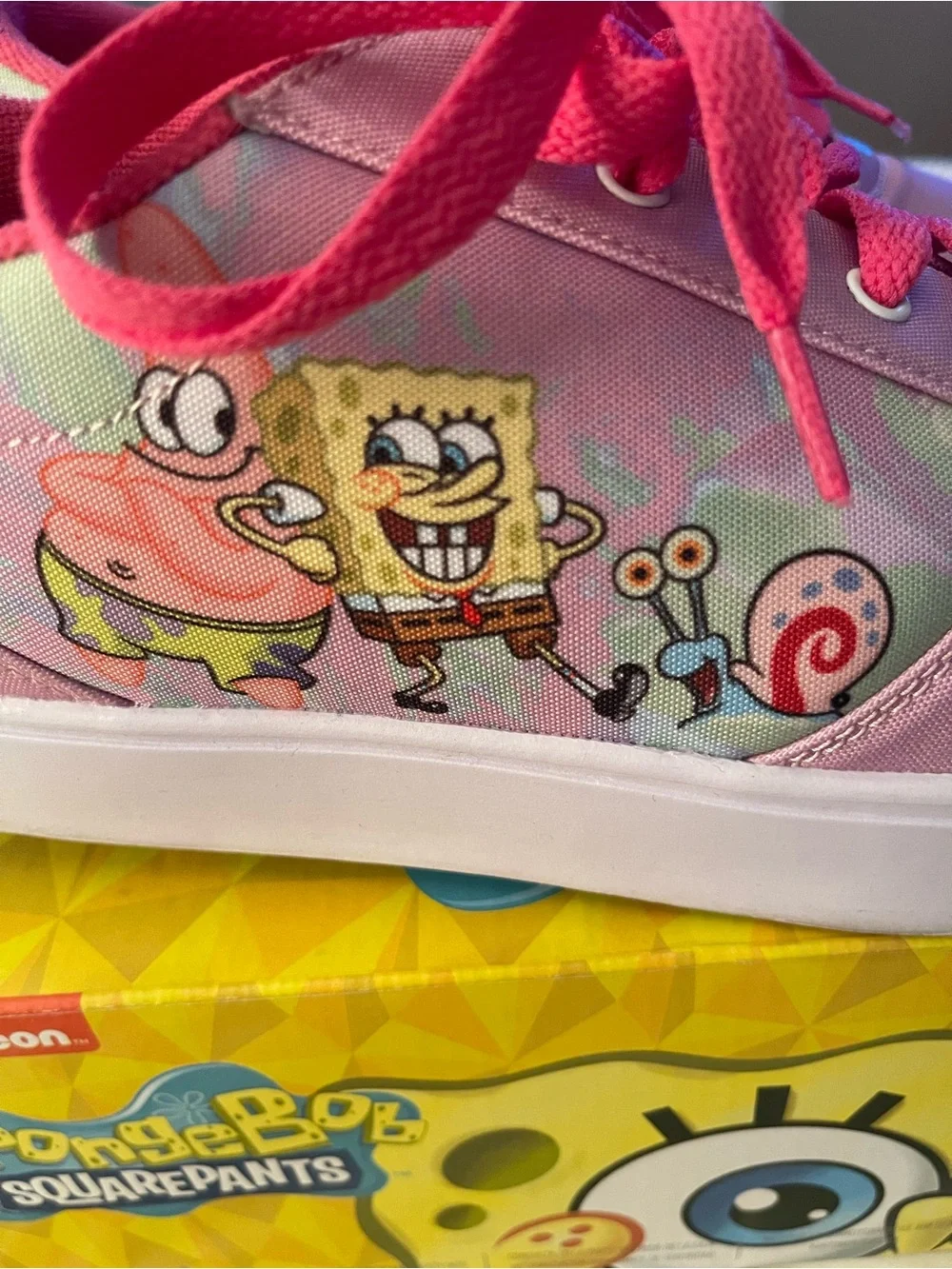 Heelys Pink SpongeBob & Friends Canvas Skate Shoes
